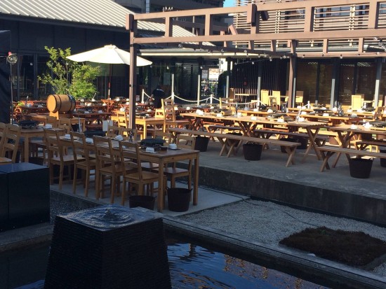 11221505_812550378852423_4476527629187377205_o